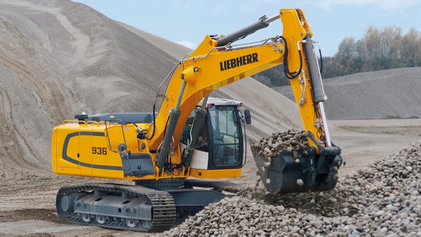 Máy xây dựng – ví dụ máy xúc bánh xích, – có nhiều nhu cầu khác nhau đối với vòng bi được sử dụng.
