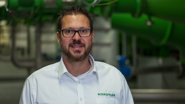 Thomas Schmitz, Giám đốc dịch vụ giám sát tình trạng tại Schaeffler